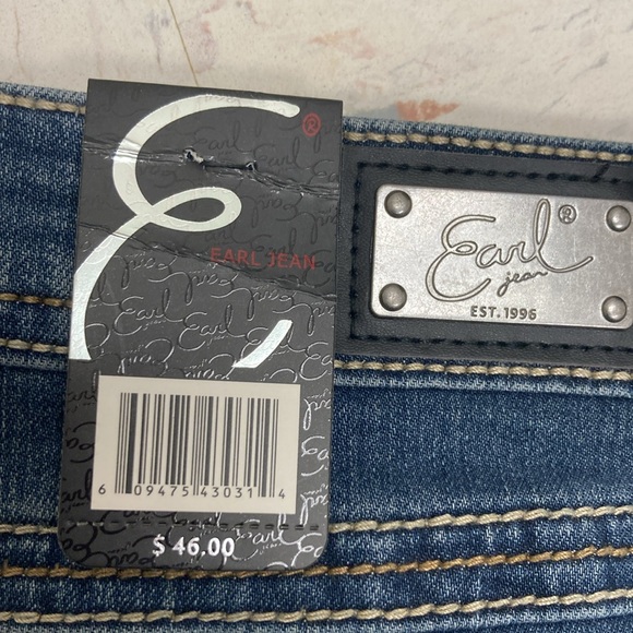 NWT denim skirt with SPARKLE - Picture 5 of 6